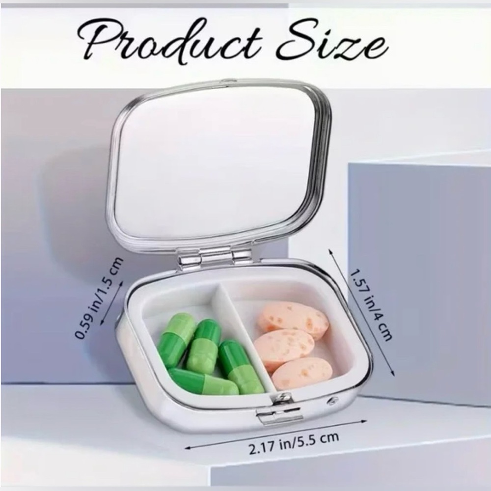 Squirrel Nature Inspired Pill Organizer 2-Compartment Compact Pill Case New - Picture 5 of 8